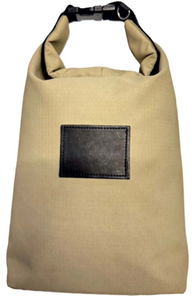 Huntlea Fold Top Dry Food Carrier Sand 12L 24X15X40Cm